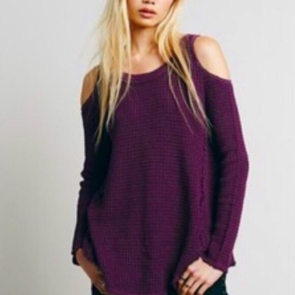 Free People Sweaters - Free People Sweater Womens XS Purple Waffle Knit Cold Shoulder Tunic Top NWT